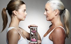 Как женщине остановить процесс старения?