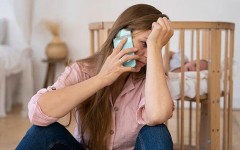 «Я только что стала мамой и чувствую себя более одинокой, чем раньше»