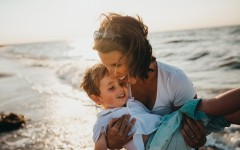 Из мальчика в настоящего мужчину: 13 советов психолога, как воспитывать сына без отца