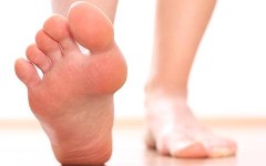 15 средств от потливости ног – что делать, когда потеют ноги?