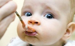 Сколько должен есть ребенок от 1 недели до года? Расчет суточного питания малышей