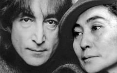 Проповедовал мир и любовь, но не дал ни того, ни другого: Джон Леннон бросил первую жену и 5-летнего сына
