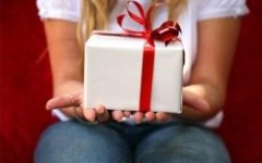 Лучшие подарки для девочек 11-14 лет – чем обрадовать юную леди в День рождения?