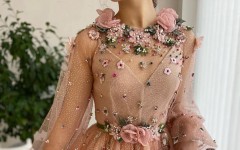 Дизайнер, выросшая в нищете, воплощает свою мечту, наряжая женщин всего мира в роскошные платья ручной работы