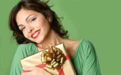 Что хочет получить любимая женщина на Новый год — идеи подарков для женщин