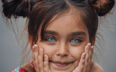 Турецкий фотограф снимает красоту детских глаз, которые сияют словно драгоценные камни