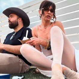 «Я намного интереснее и сочнее, чем была в 18»: экс-«Солнышко» группы «Демо» Саша Зверева — о зрелой женской сексуальности, принятии возраста и маленьких радостях, из которых складывается большое счастье