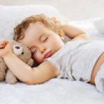 the child does not sleep well at night