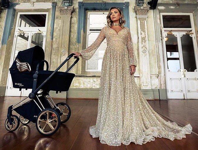 What baby strollers are chosen by foreign and Russian star mothers