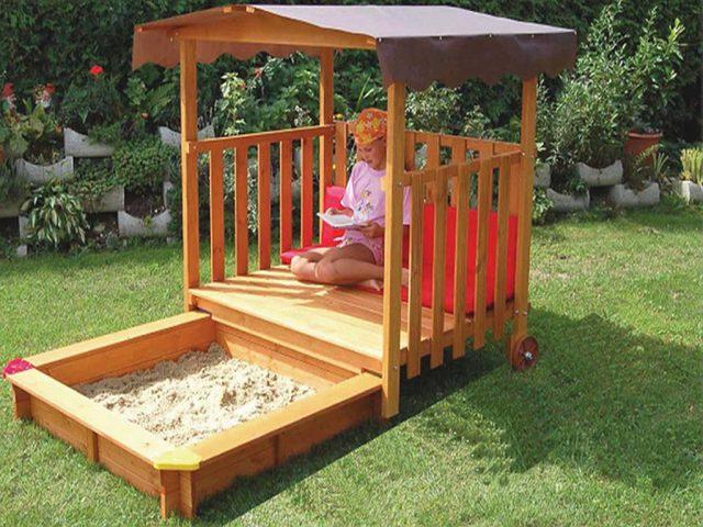 Combined retractable sandbox with a roof