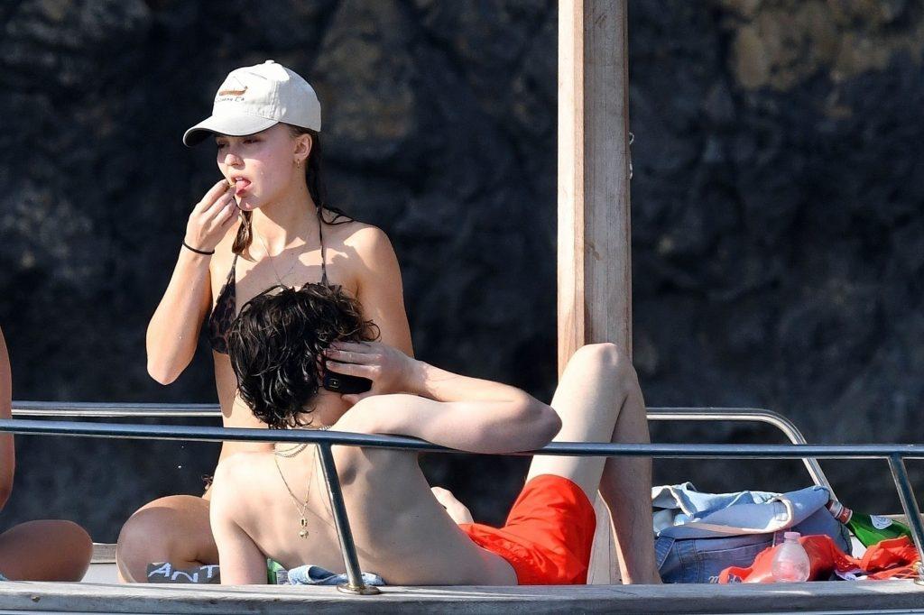 wfweicoo o Lily-Rose Depp and Timothy Chalamet: is their beautiful romance over?