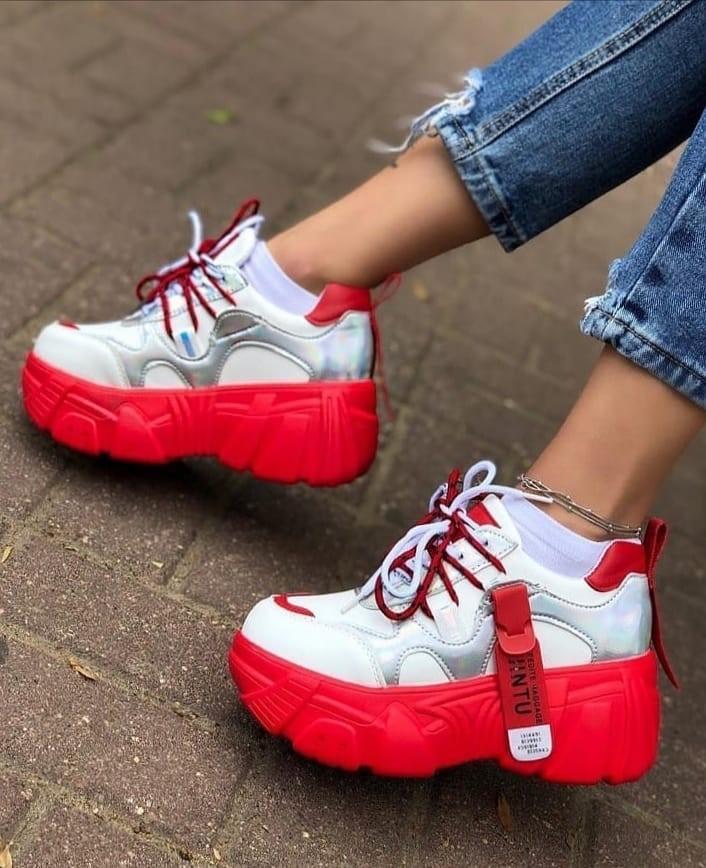 Platform sneakers