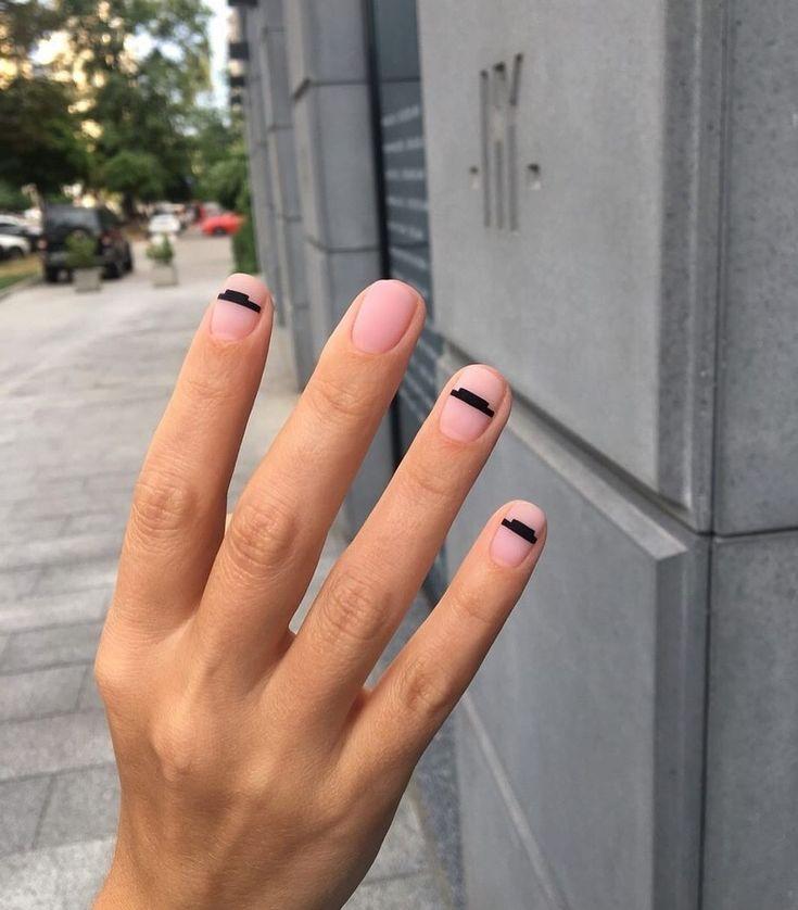 What manicure will be fashionable in 2021