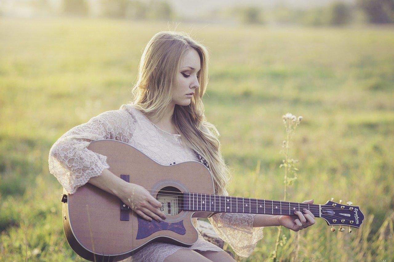 girl with a guitar