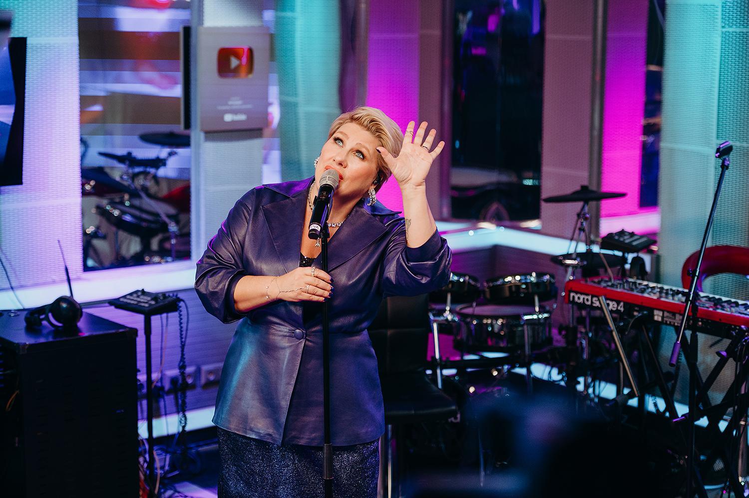 Ева Польна: «Волшебство нужно питать любовью»