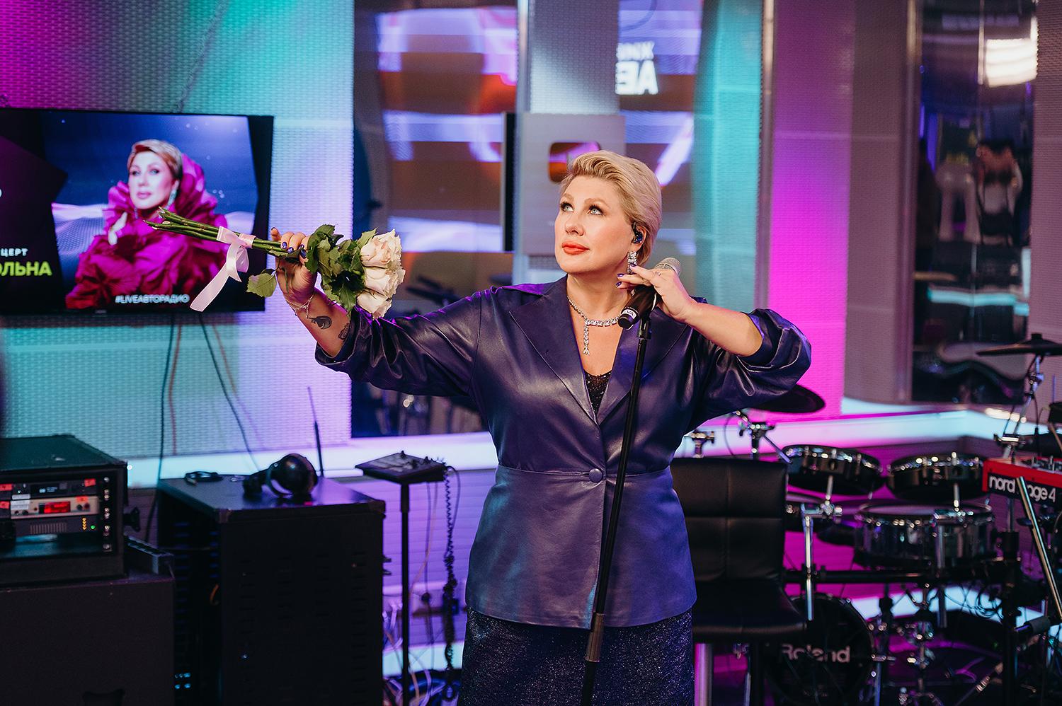 Ева Польна: «Волшебство нужно питать любовью»